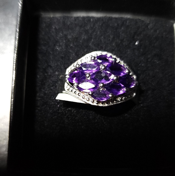 Brand new with tag. - Picture 1 of 4